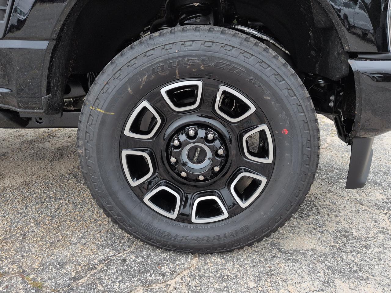 2027 Ford Super Duty F-250 SRW Platinum Appleton WI