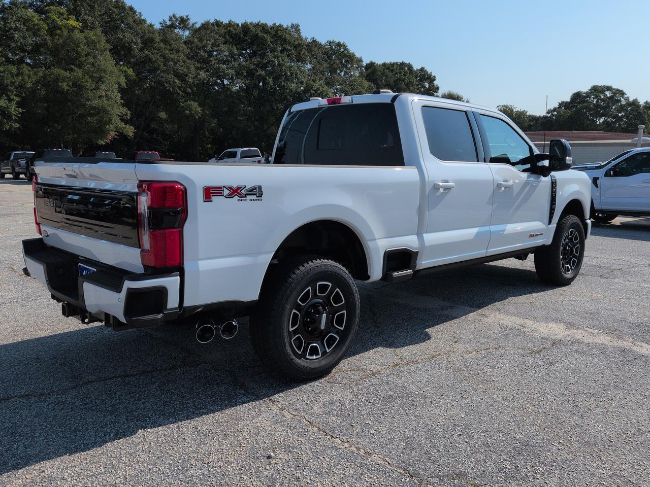 2027 Ford Super Duty F-250 SRW Platinum Appleton WI
