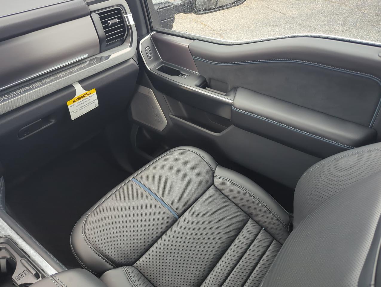 2027 Ford Super Duty F-250 SRW Platinum Appleton WI