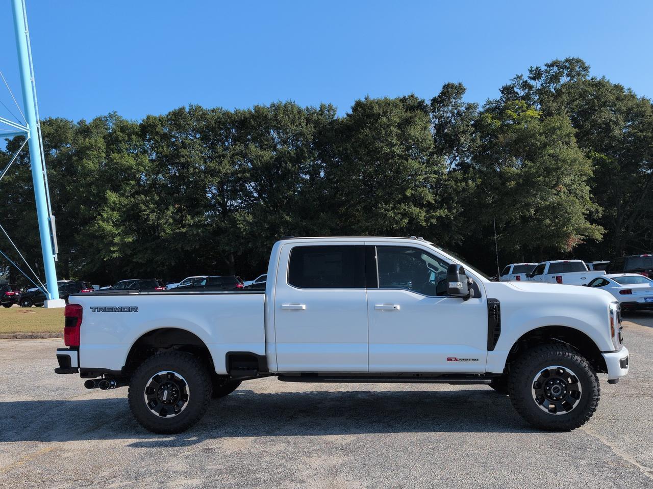 2027 Ford Super Duty F-250 SRW Platinum
