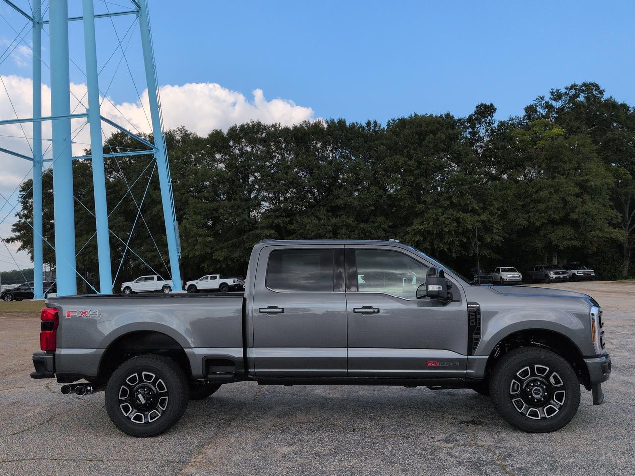 2027 Ford Super Duty F-250 SRW Platinum