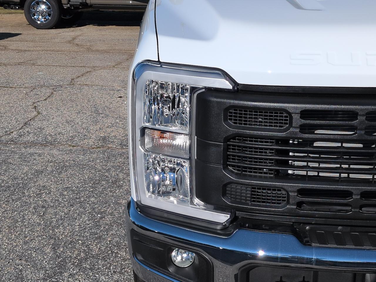 2027 Ford Super Duty F-250 SRW Service Body Appleton WI