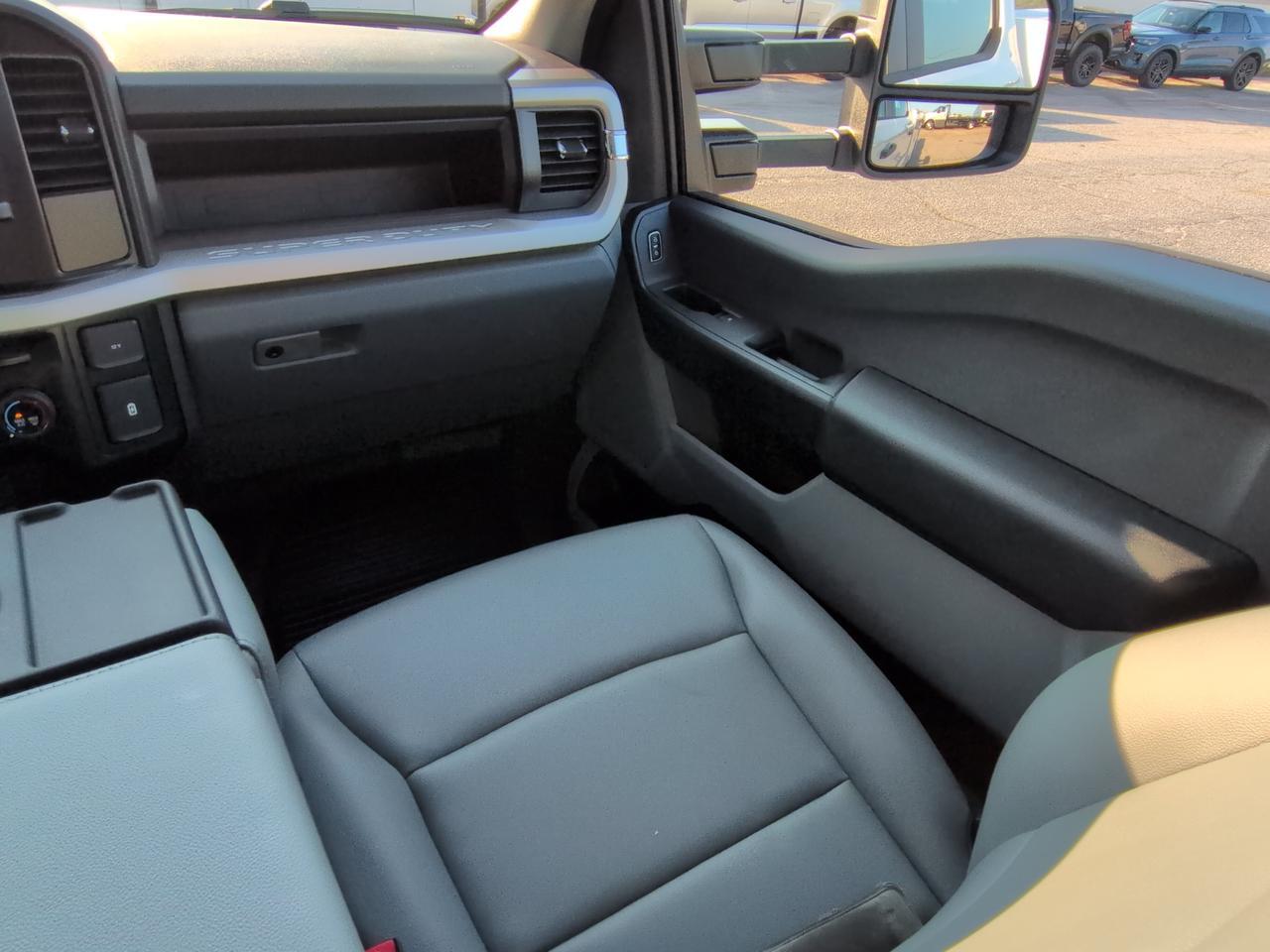 2027 Ford Super Duty F-250 SRW XL Appleton WI