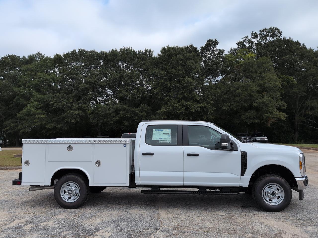 2027 Ford Super Duty F-250 SRW