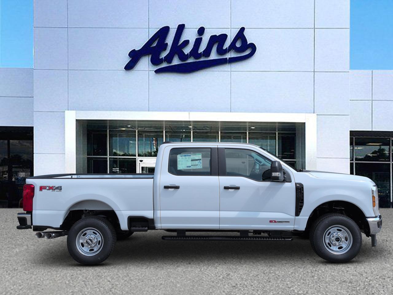 2027 Ford Super Duty F-250 SRW XL