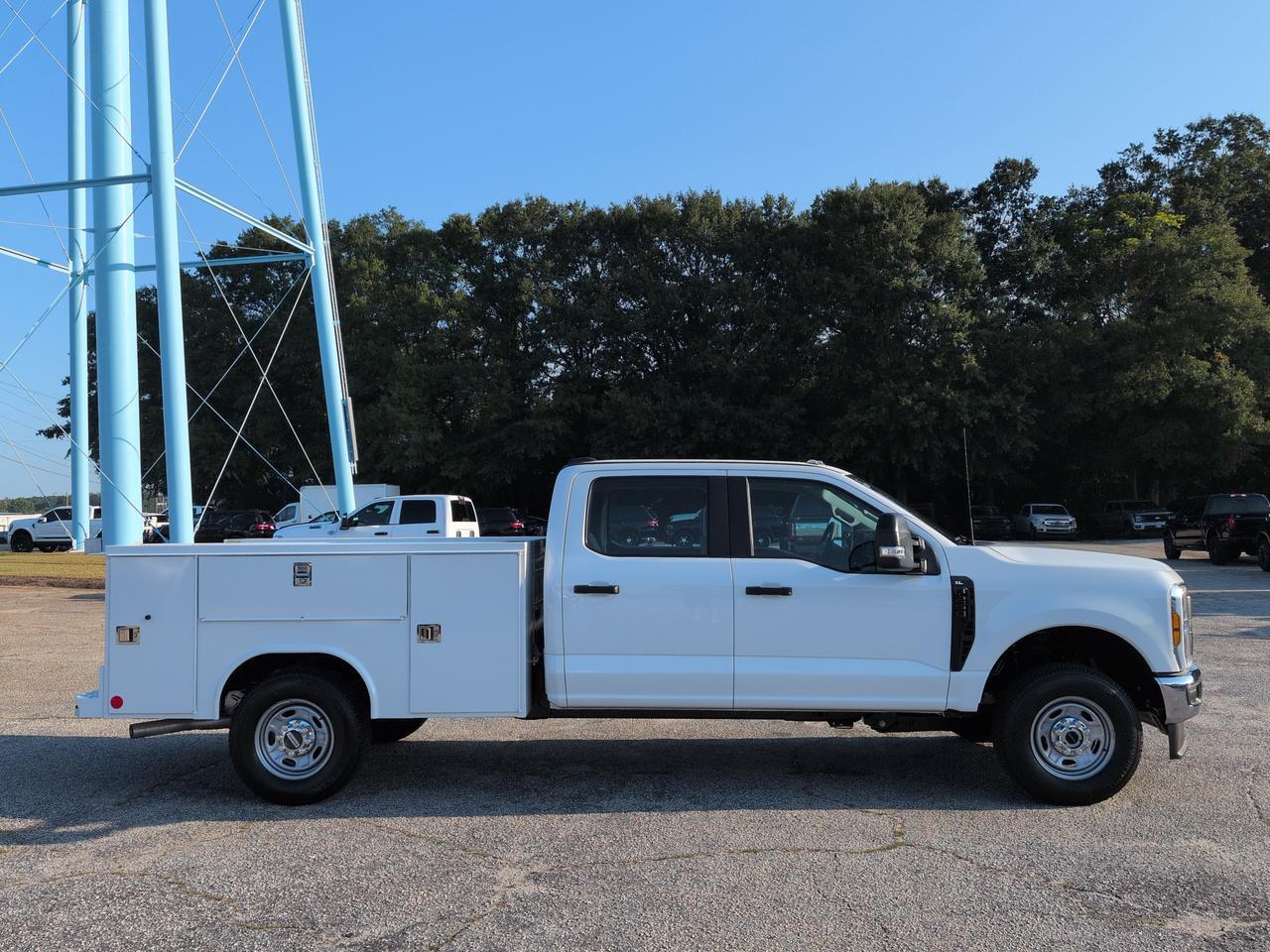 2027 Ford Super Duty F-250 SRW XL