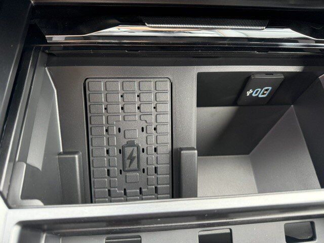 2027 Ford Super Duty F-350 DRW Chassis LARIAT New Braunfels TX