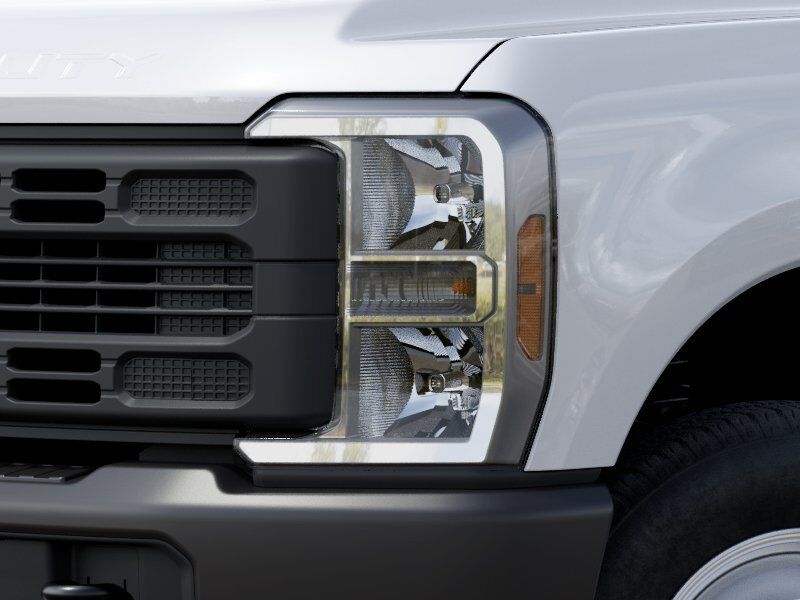 2027 Ford Super Duty F-350 DRW XL Appleton WI