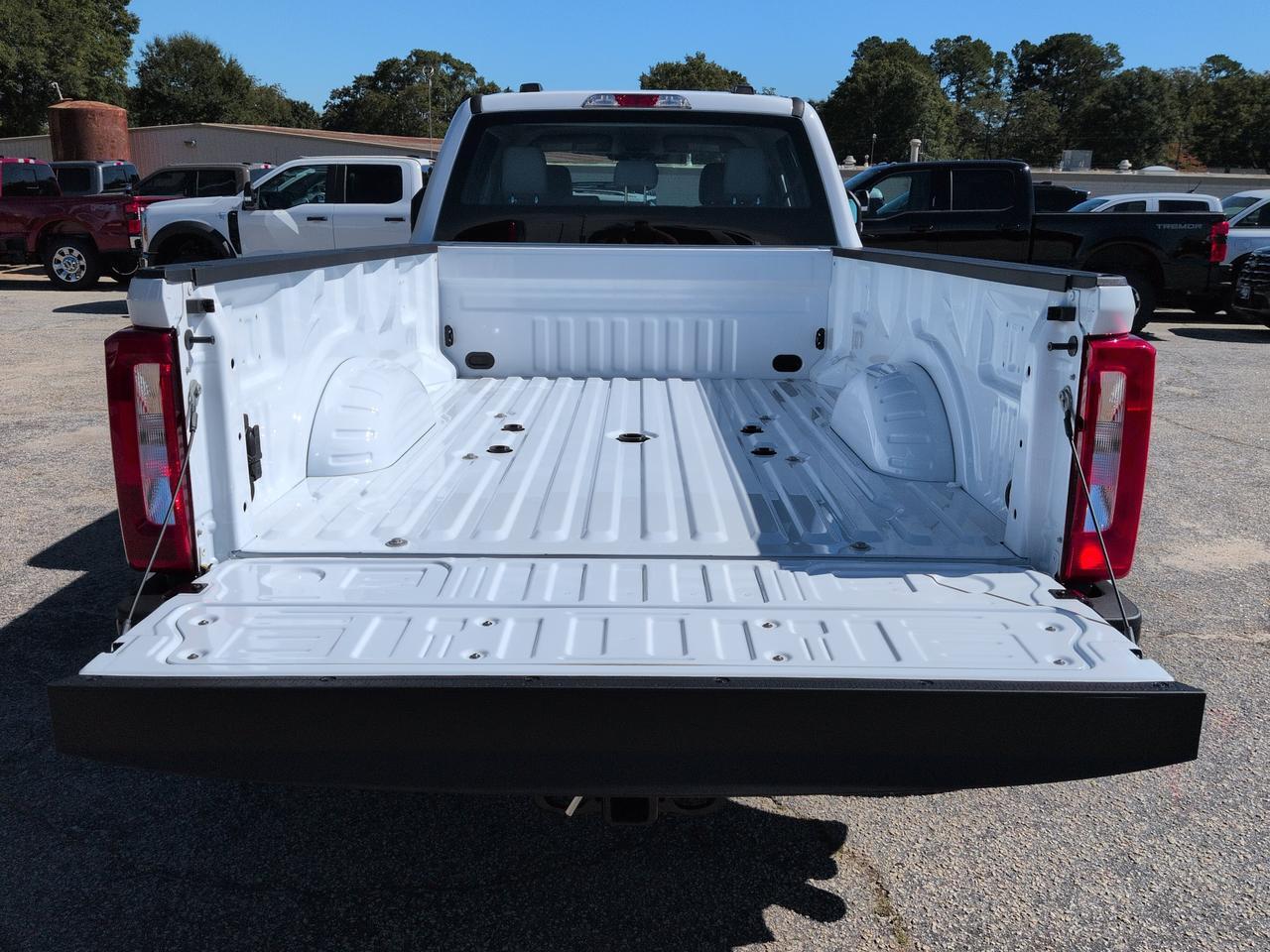 2027 Ford Super Duty F-350 DRW XL Winder GA