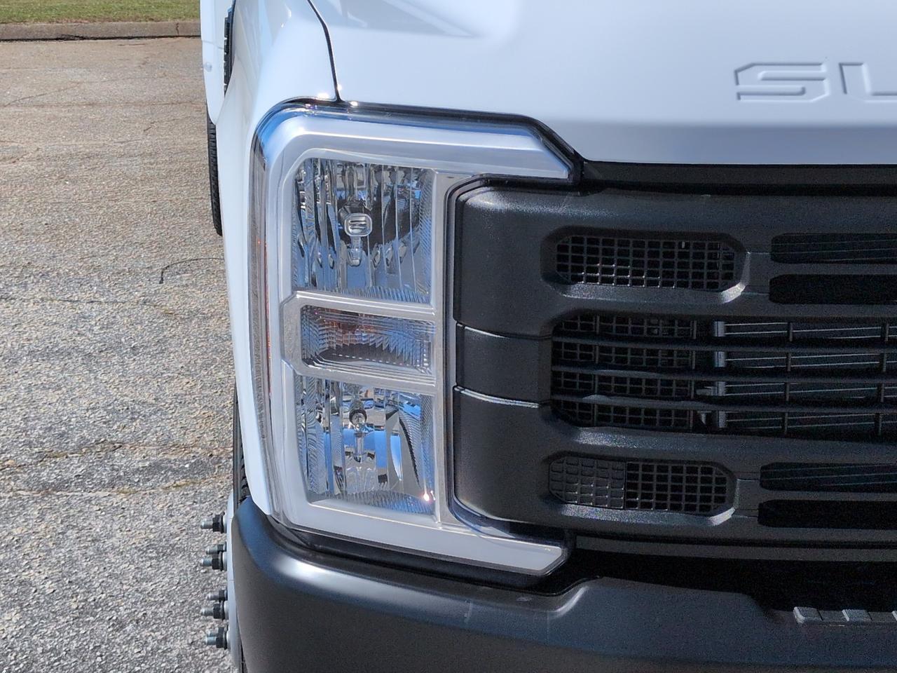 2027 Ford Super Duty F-350 DRW XL Winder GA