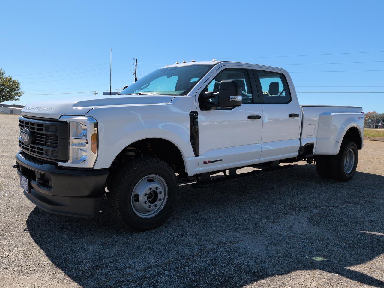 2027 Ford Super Duty F-350 DRW XL Winder GA