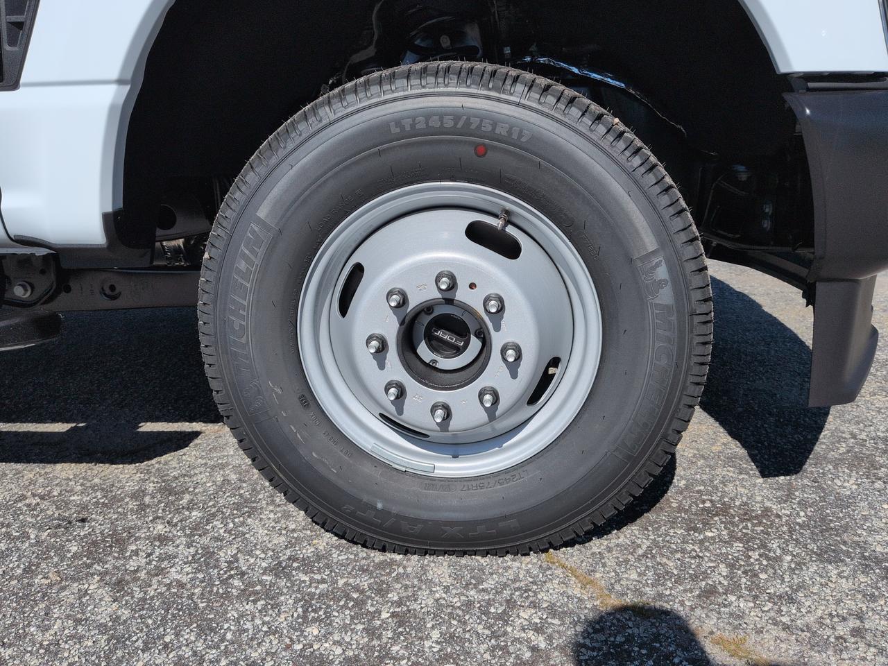 2027 Ford Super Duty F-350 DRW XL Winder GA