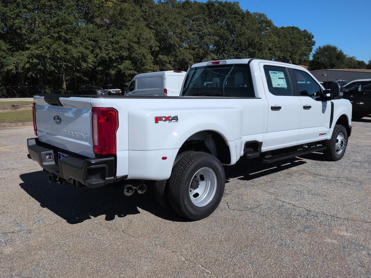2027 Ford Super Duty F-350 DRW XL Winder GA