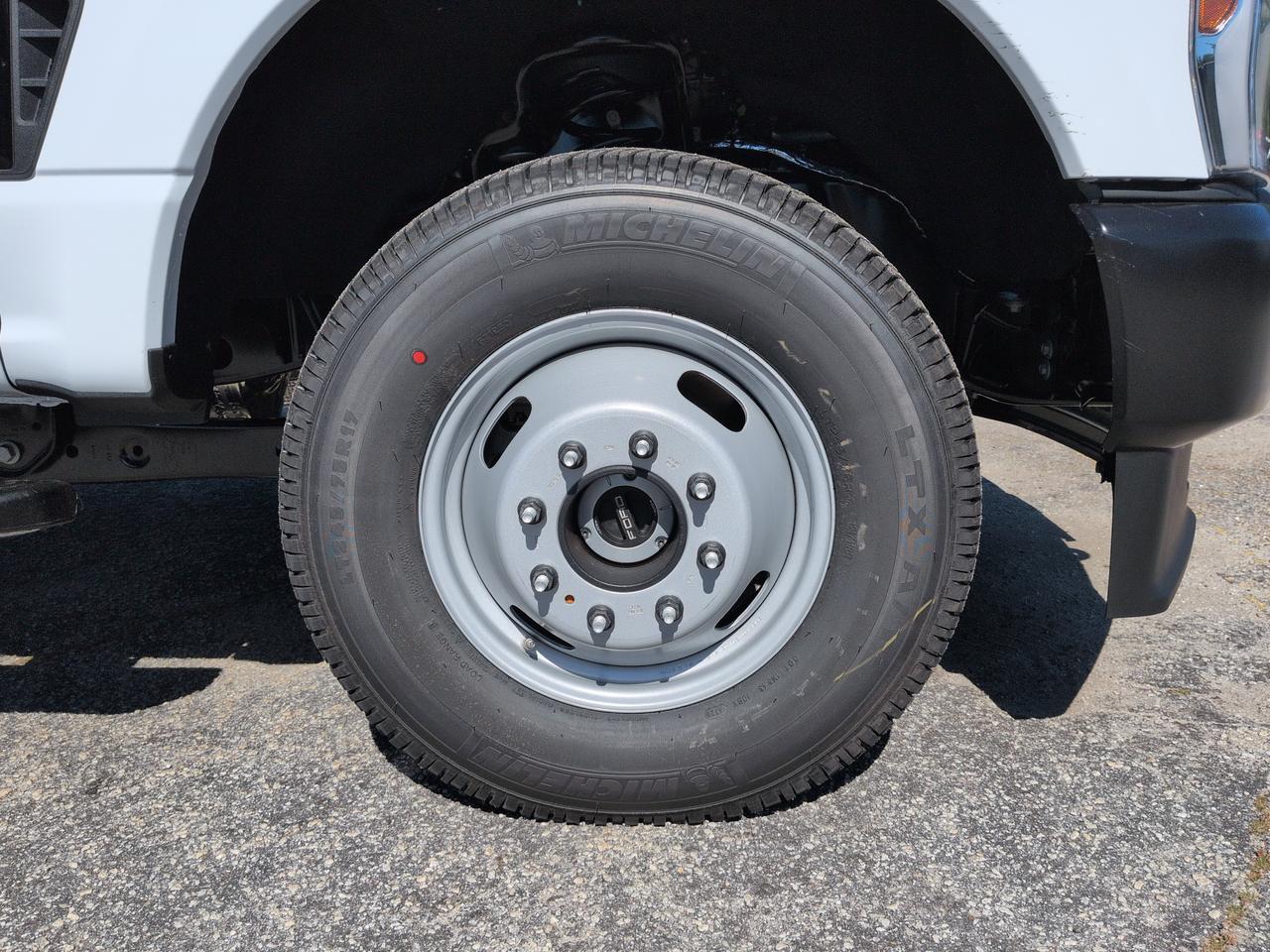 2027 Ford Super Duty F-350 DRW XL Winder GA