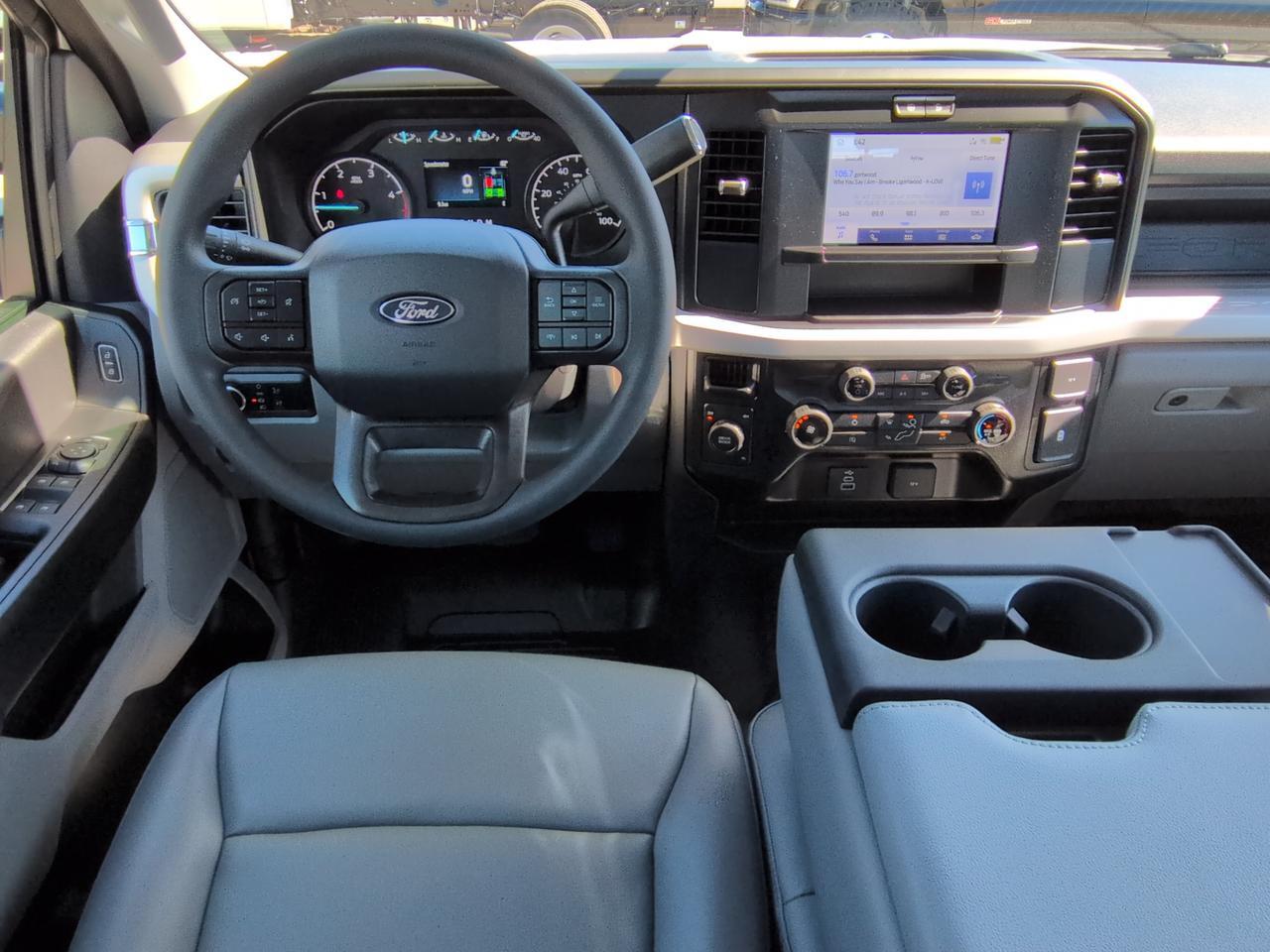 2027 Ford Super Duty F-350 DRW XL Winder GA