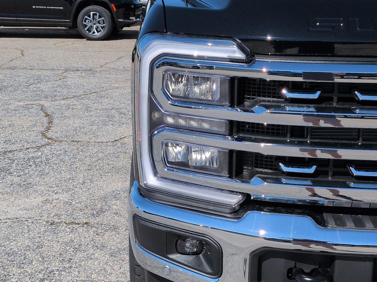 2027 Ford Super Duty F-350 SRW LARIAT Appleton WI