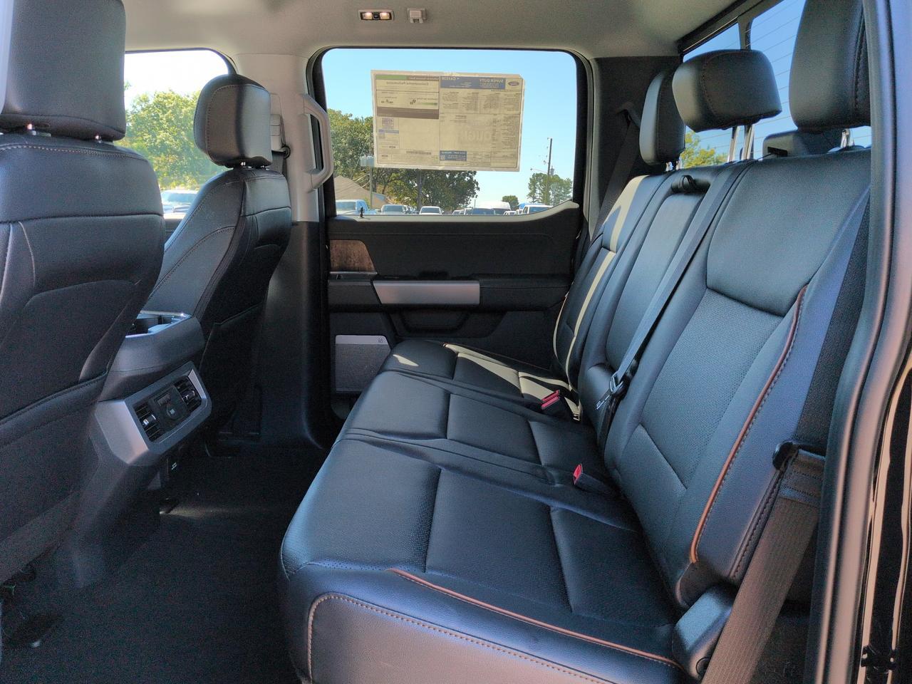2027 Ford Super Duty F-350 SRW LARIAT Appleton WI