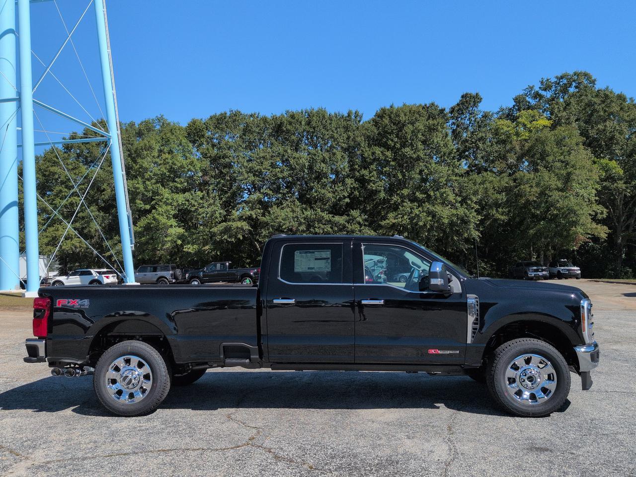 2027 Ford Super Duty F-350 SRW LARIAT Appleton WI