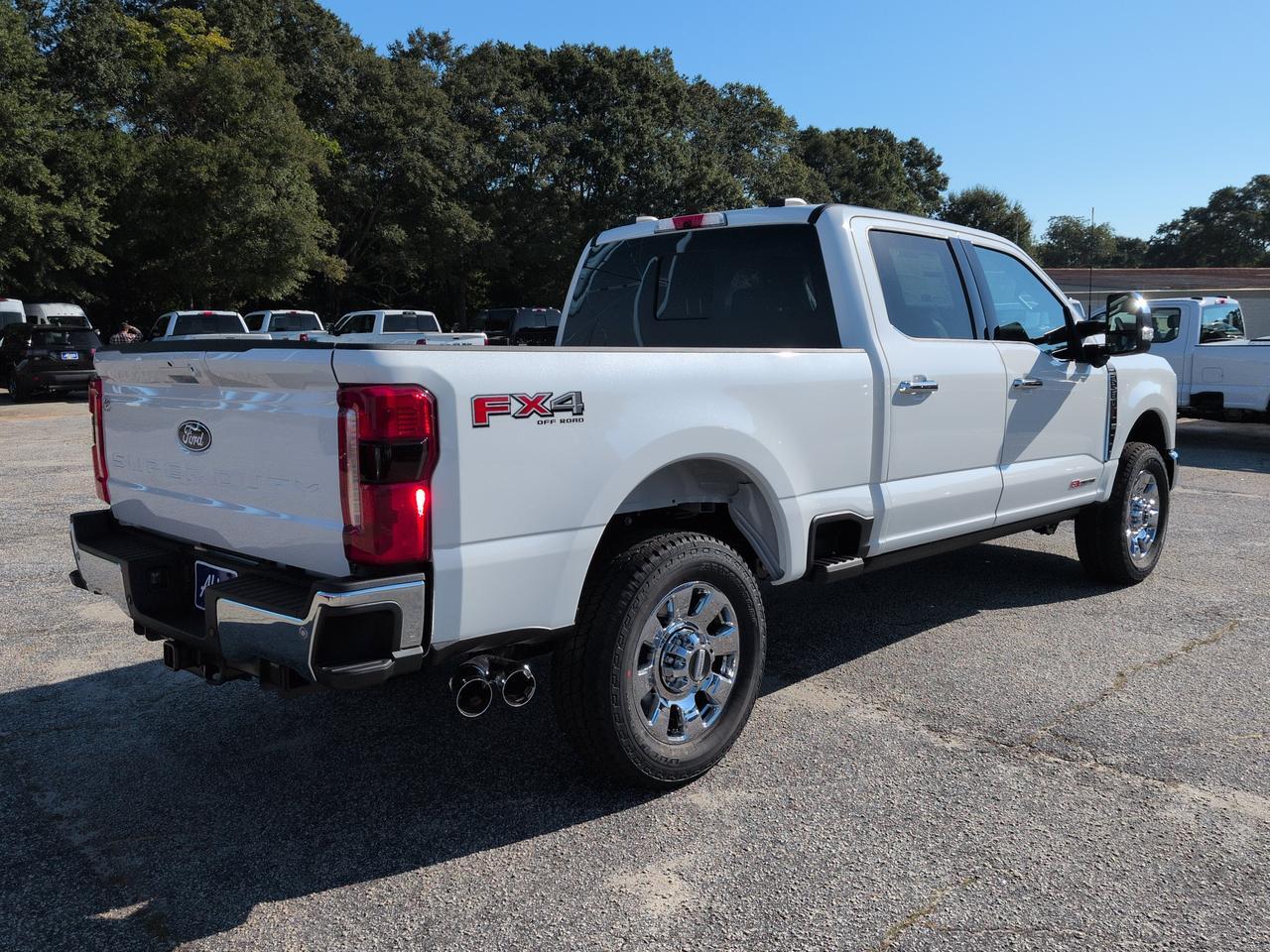 2027 Ford Super Duty F-350 SRW LARIAT Appleton WI