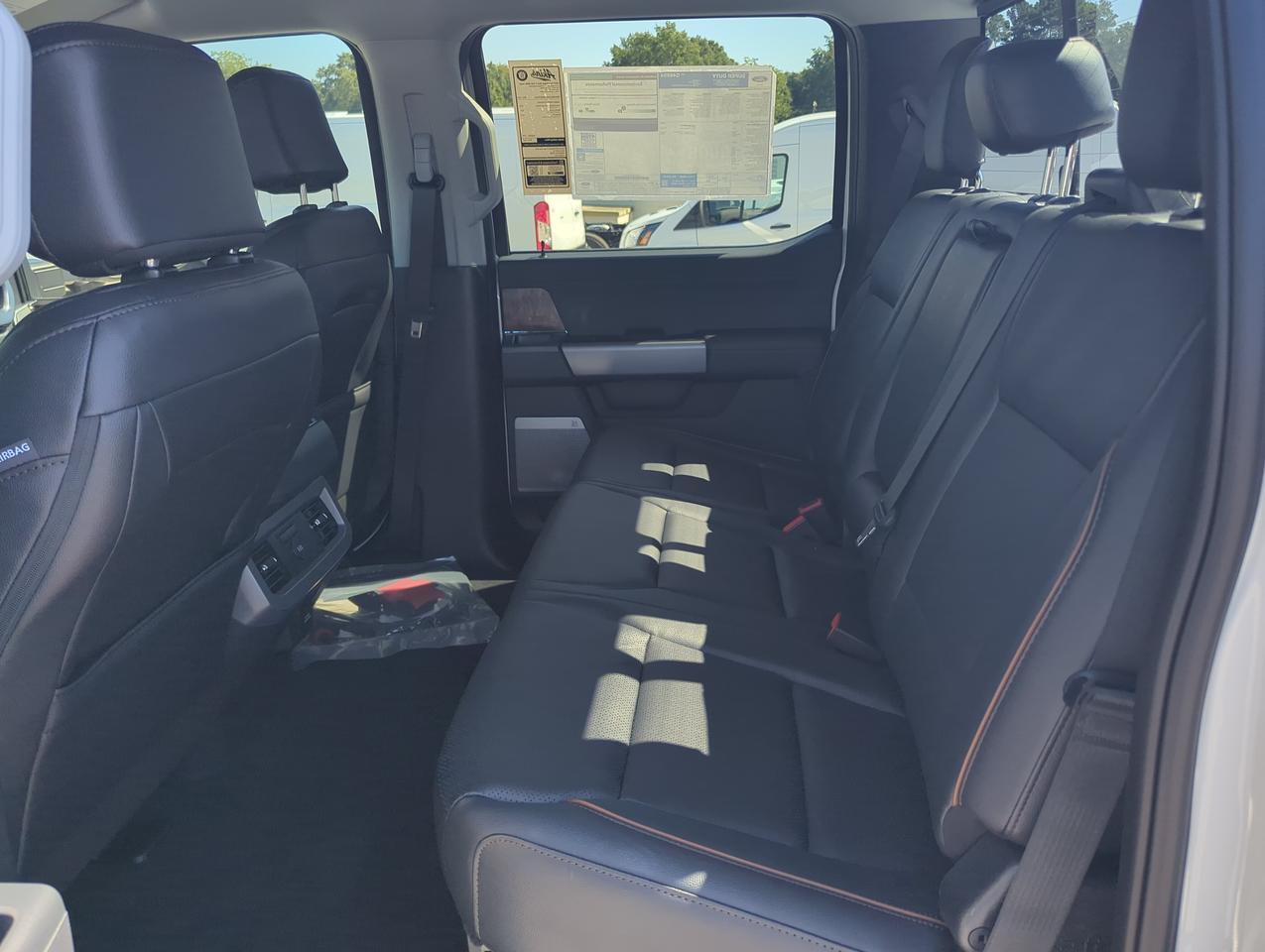 2027 Ford Super Duty F-350 SRW LARIAT Appleton WI