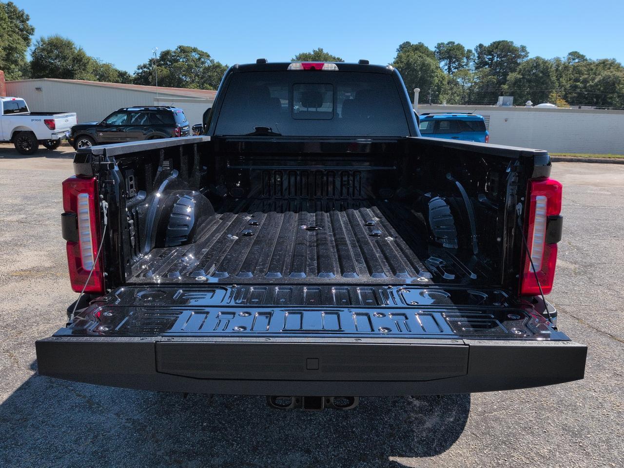 2027 Ford Super Duty F-350 SRW LARIAT Winder GA