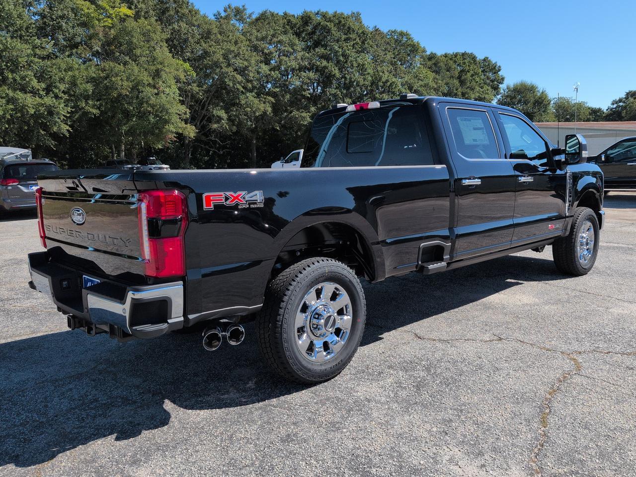 2027 Ford Super Duty F-350 SRW LARIAT Winder GA
