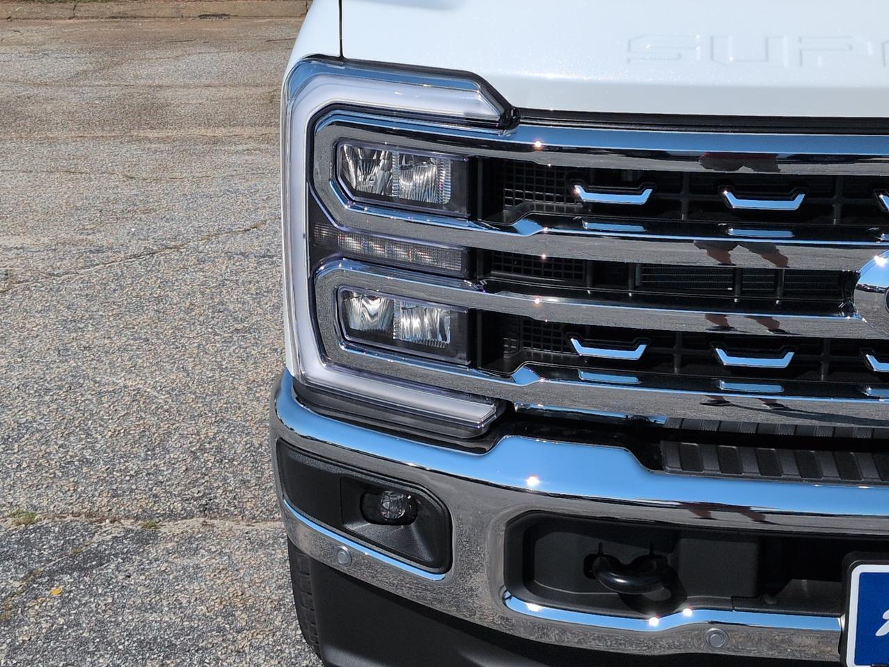 2027 Ford Super Duty F-350 SRW LARIAT Winder GA