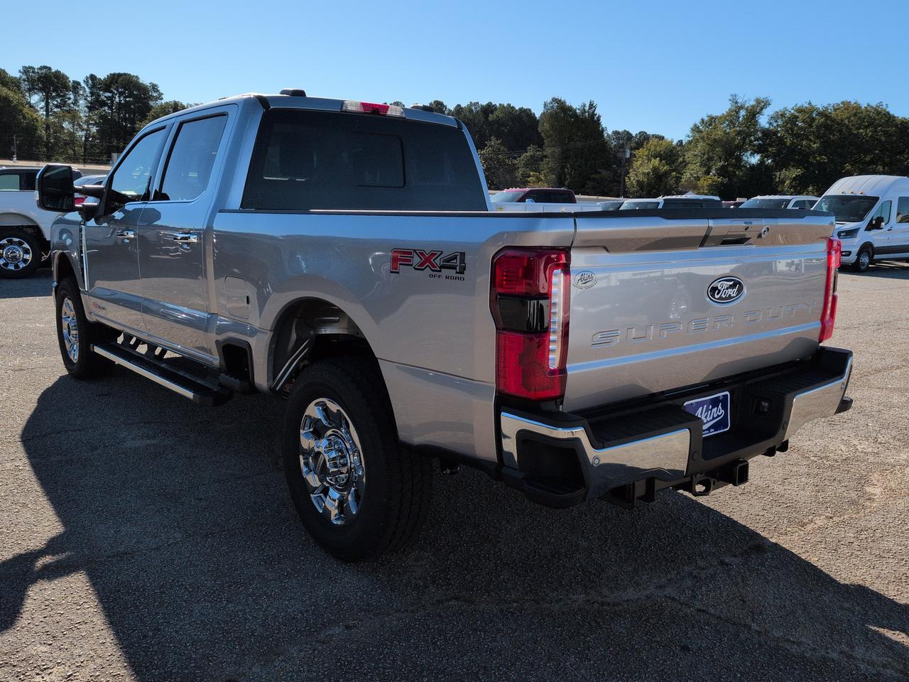 2027 Ford Super Duty F-350 SRW LARIAT Winder GA