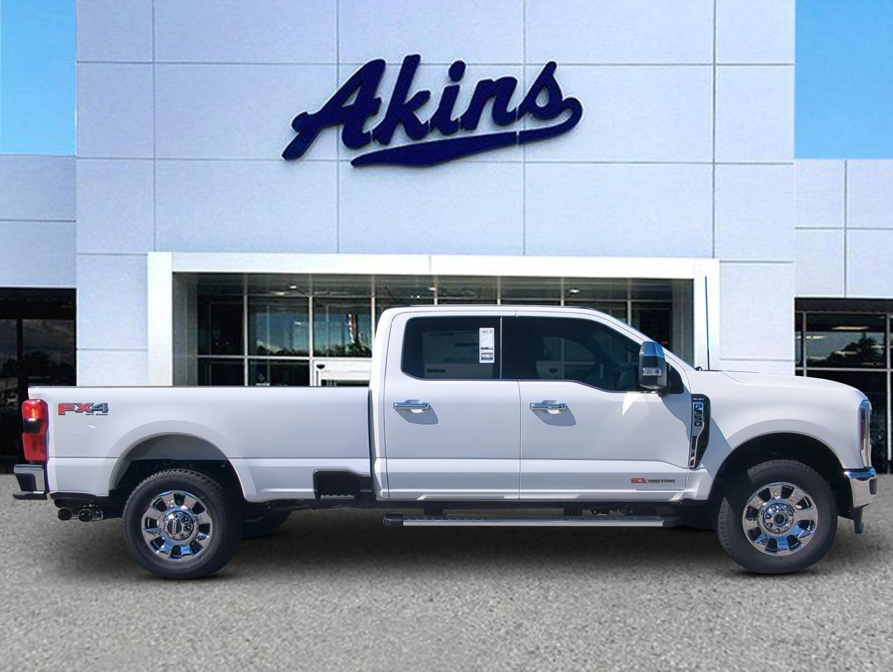2027 Ford Super Duty F-350 SRW LARIAT
