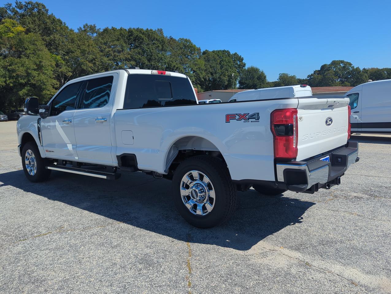 2027 Ford Super Duty F-350 SRW LARIAT Winder GA