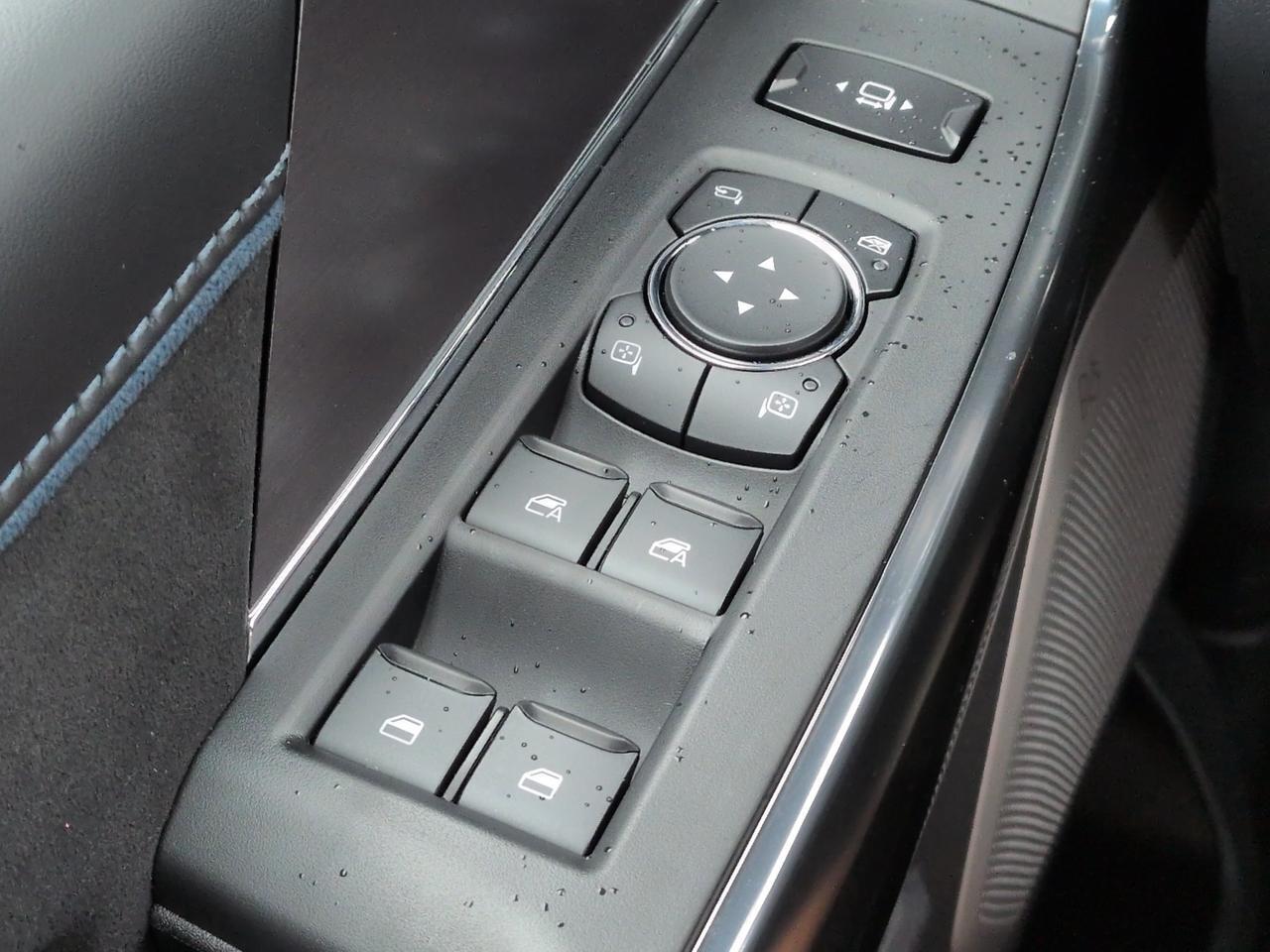 2027 Ford Super Duty F-350 SRW Platinum Appleton WI