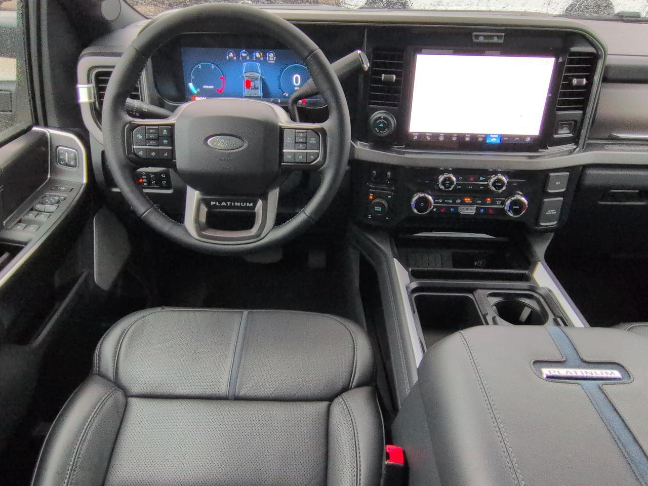 2027 Ford Super Duty F-350 SRW Platinum Appleton WI