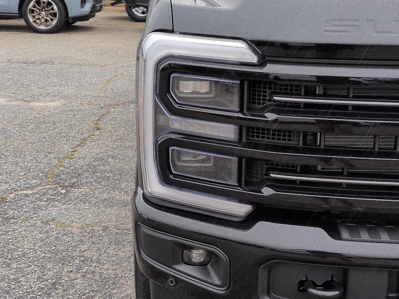 2027 Ford Super Duty F-350 SRW Platinum Appleton WI