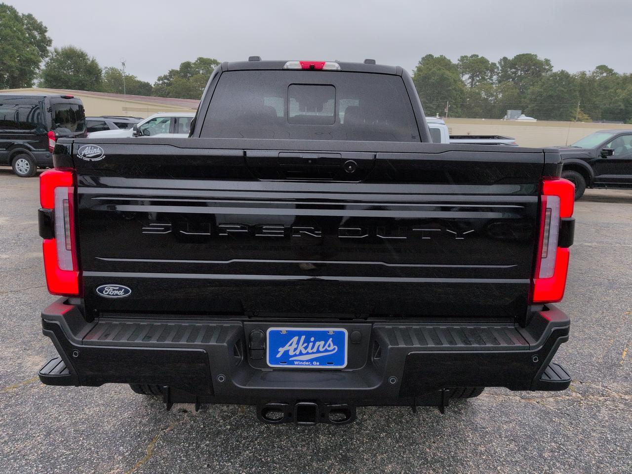 2027 Ford Super Duty F-350 SRW Platinum Appleton WI