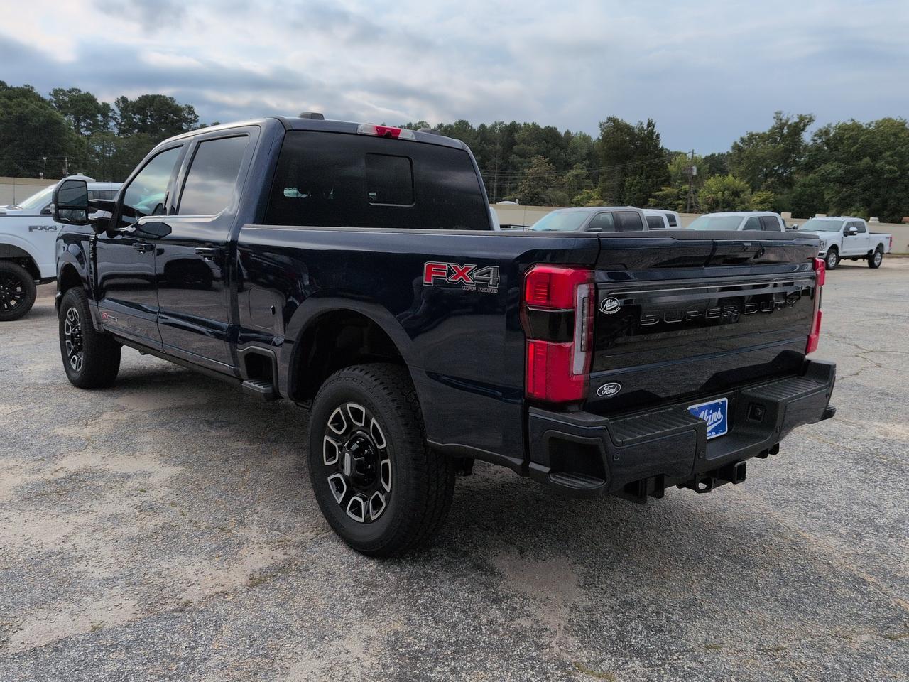 2027 Ford Super Duty F-350 SRW Platinum Appleton WI