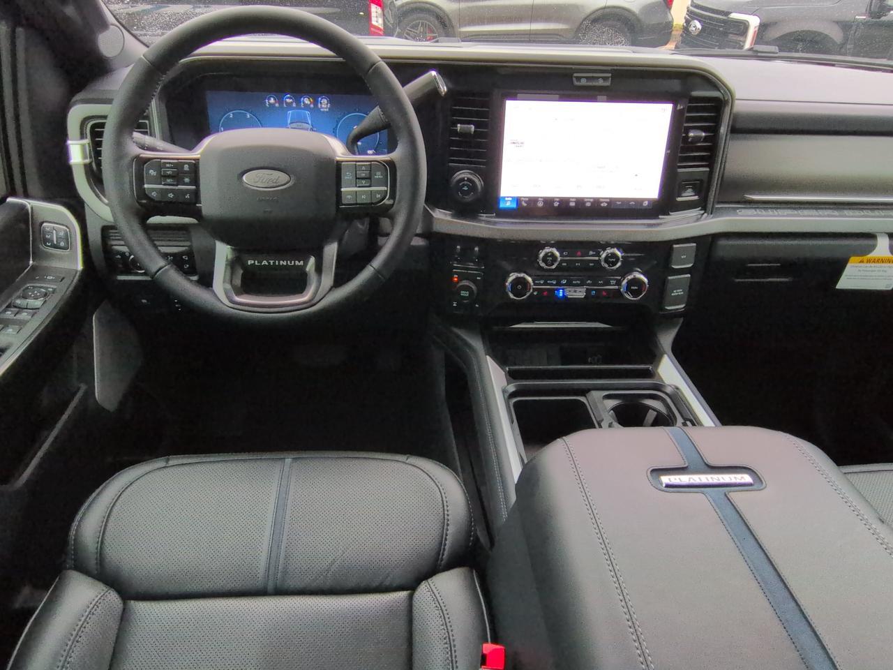 2027 Ford Super Duty F-350 SRW Platinum Appleton WI