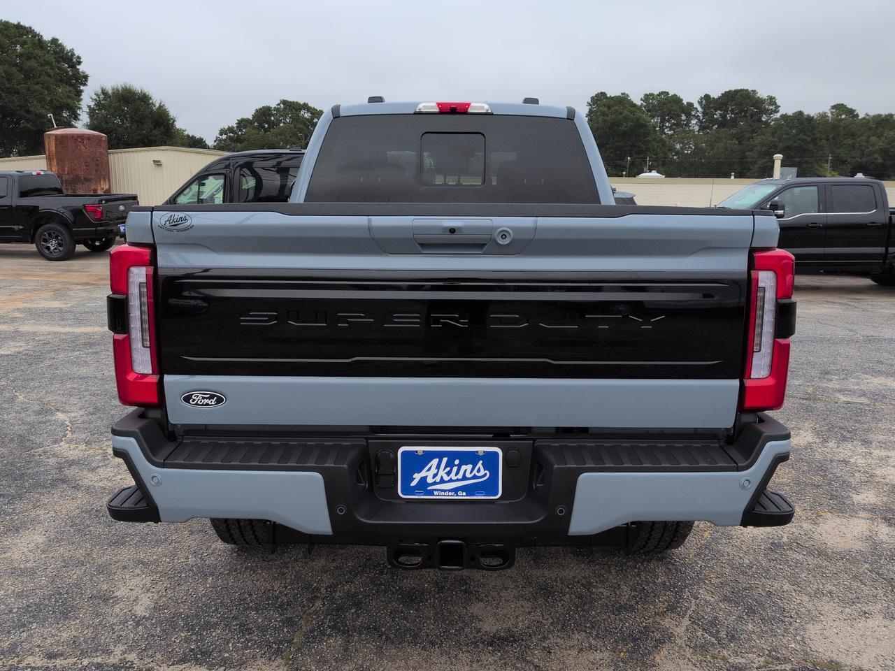 2027 Ford Super Duty F-350 SRW Platinum Appleton WI