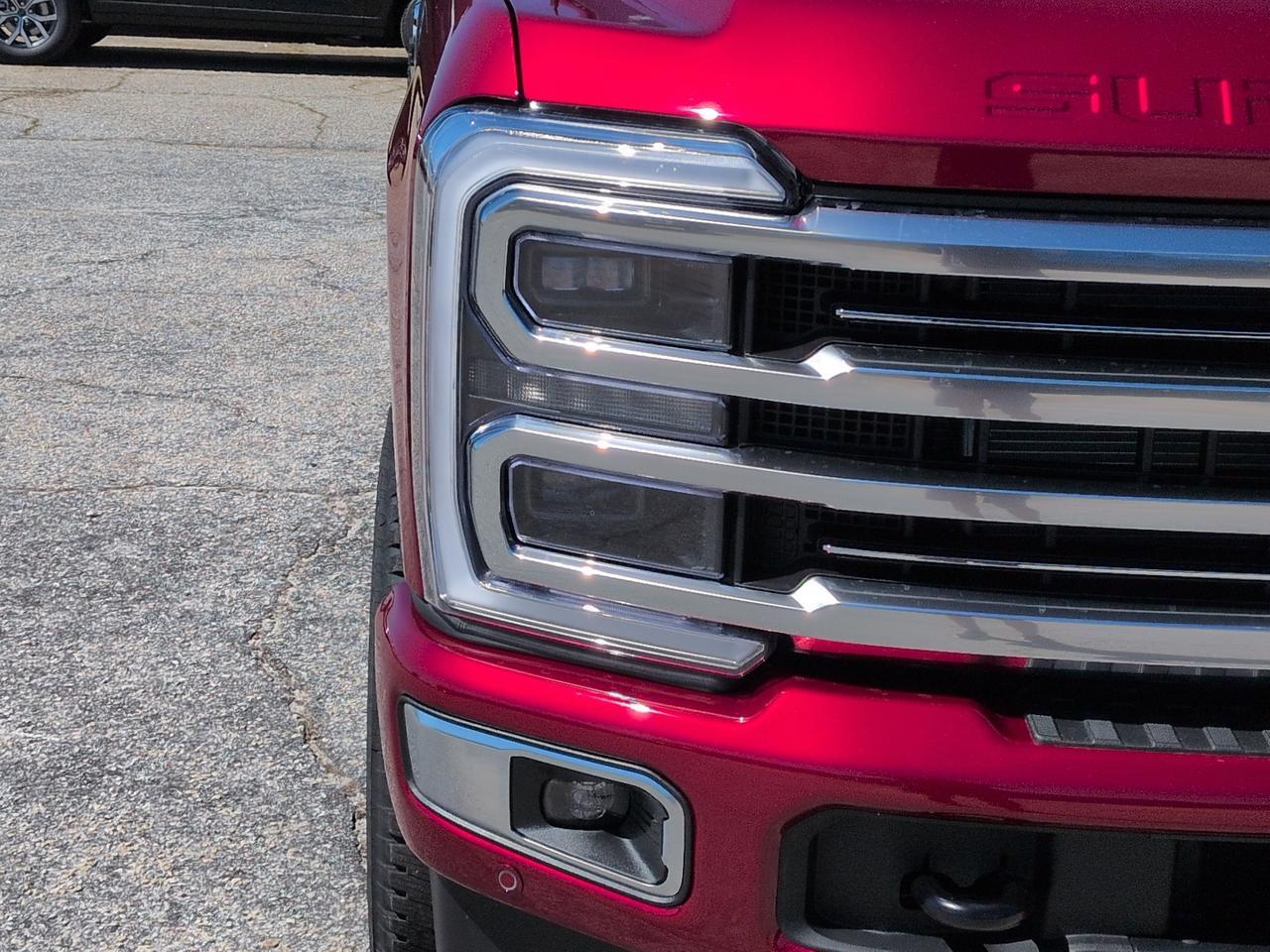 2027 Ford Super Duty F-350 SRW Platinum Plus Appleton WI