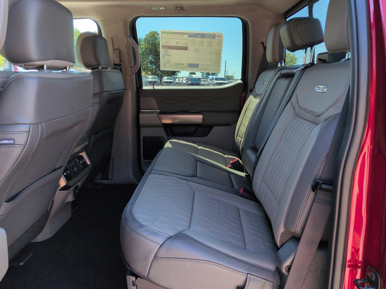 2027 Ford Super Duty F-350 SRW Platinum Plus Appleton WI