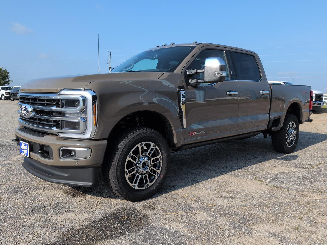 2027 Ford Super Duty F-350 SRW Platinum Plus Winder GA