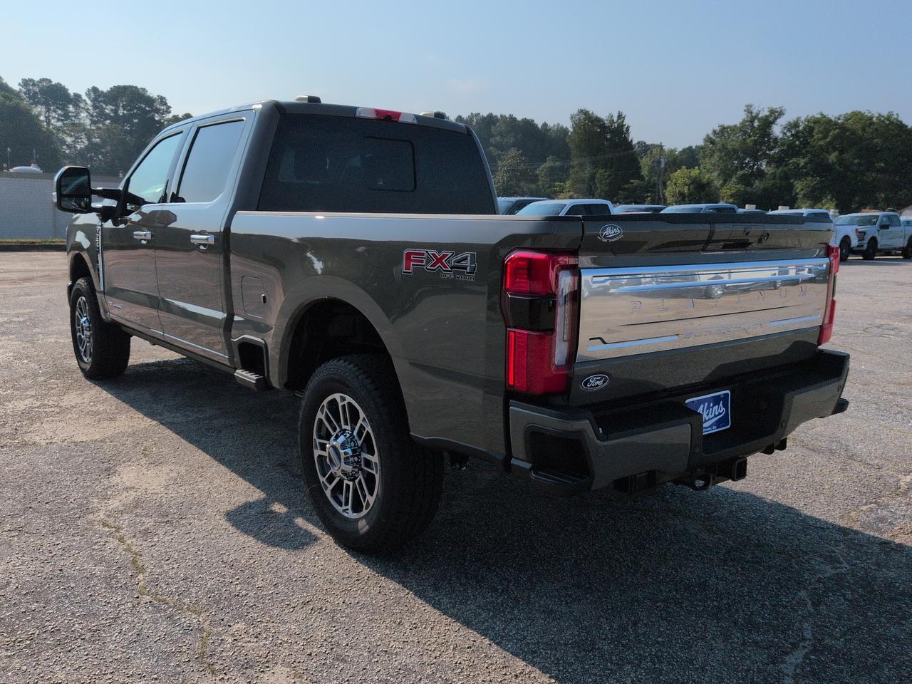 2027 Ford Super Duty F-350 SRW Platinum Plus Winder GA