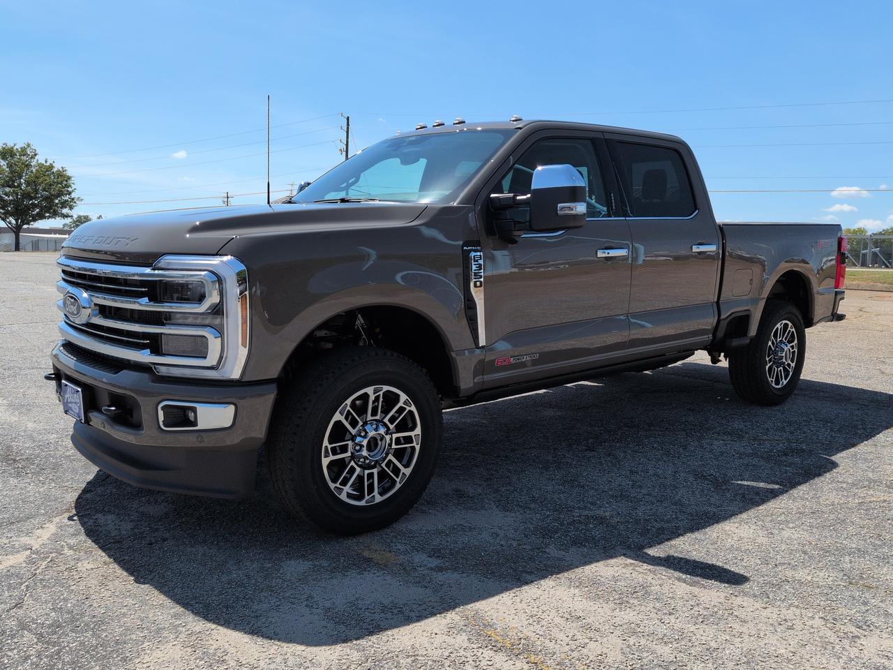 2027 Ford Super Duty F-350 SRW Platinum Plus Winder GA