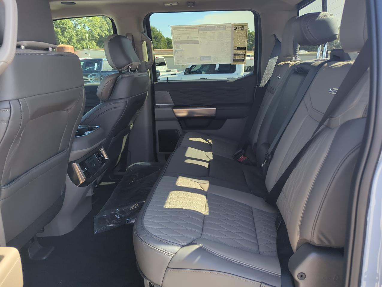 2027 Ford Super Duty F-350 SRW Platinum Plus Winder GA