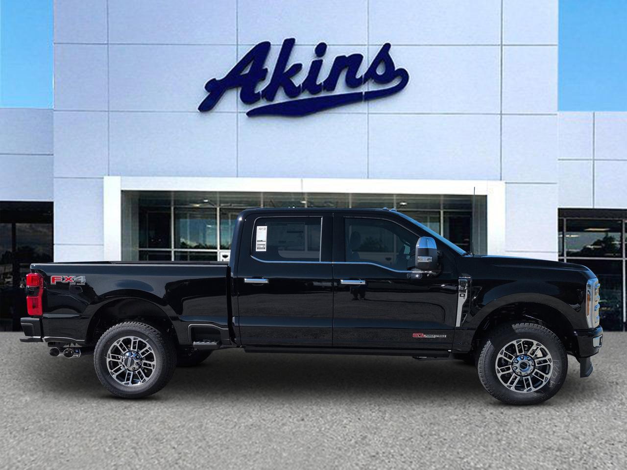 2027 Ford Super Duty F-350 SRW Platinum Plus