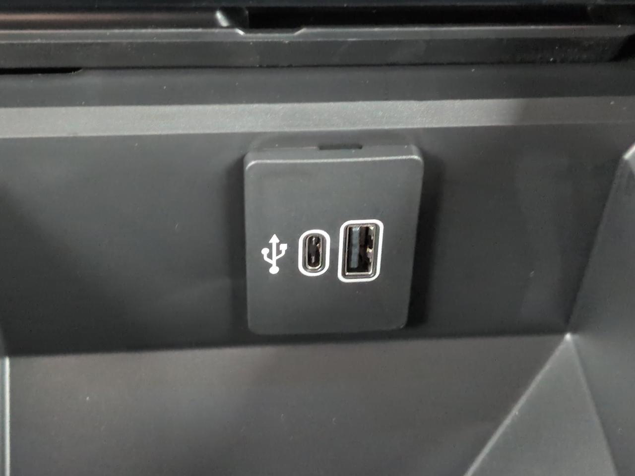 2027 Ford Super Duty F-350 SRW Platinum Winder GA