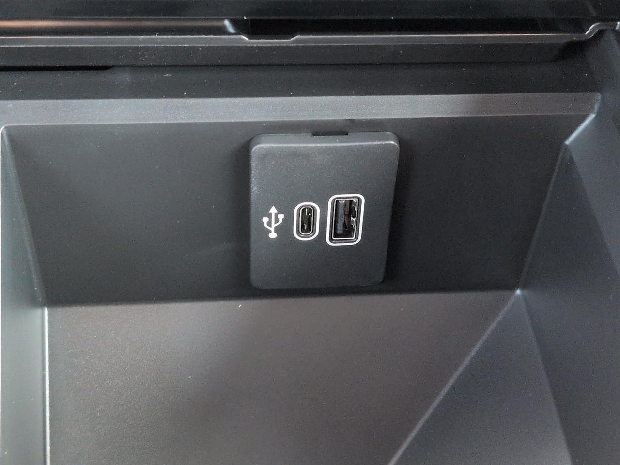 2027 Ford Super Duty F-350 SRW Platinum Winder GA