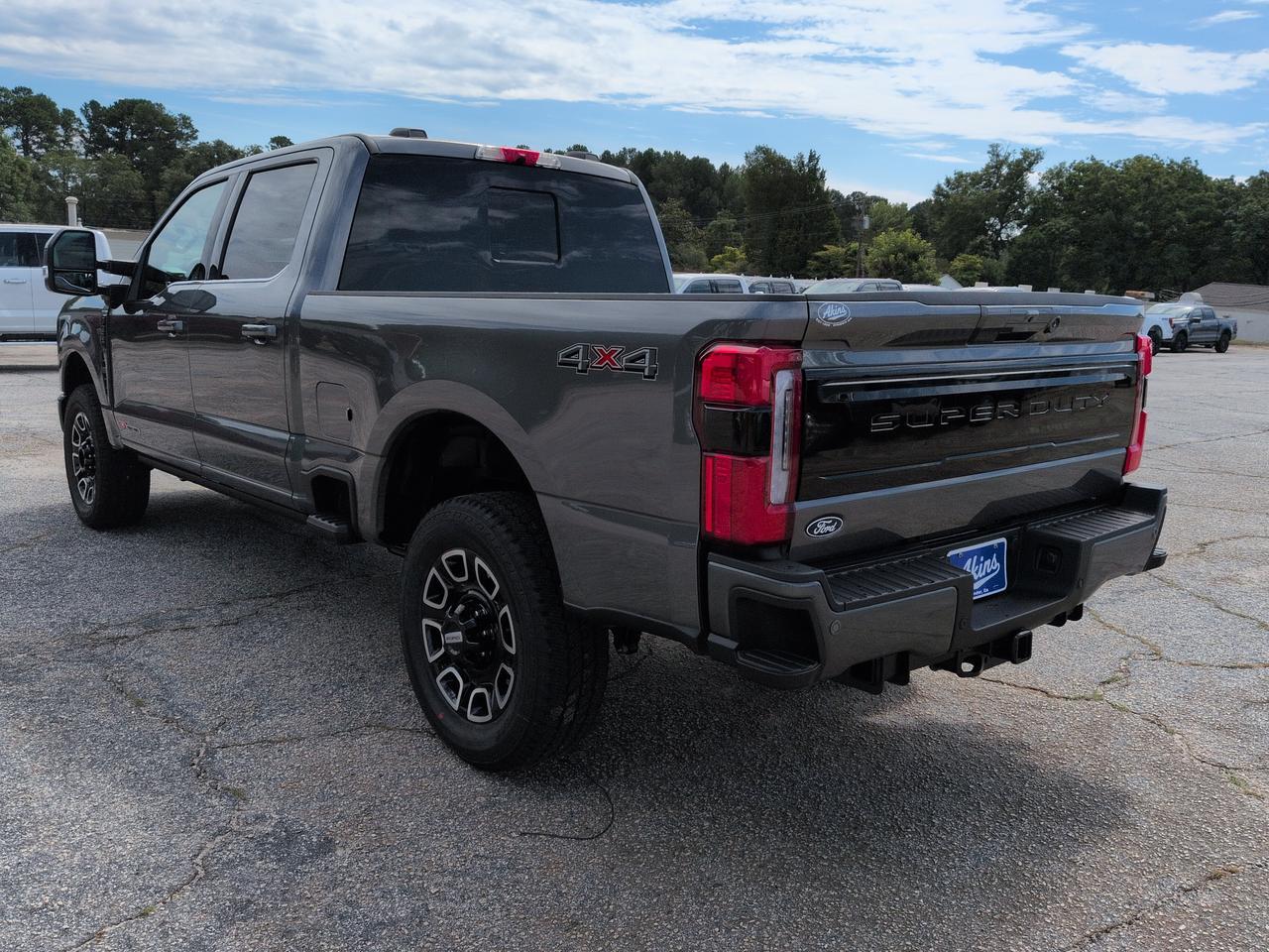 2027 Ford Super Duty F-350 SRW Platinum Winder GA