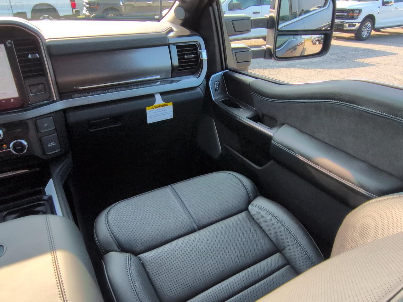 2027 Ford Super Duty F-350 SRW Platinum Winder GA