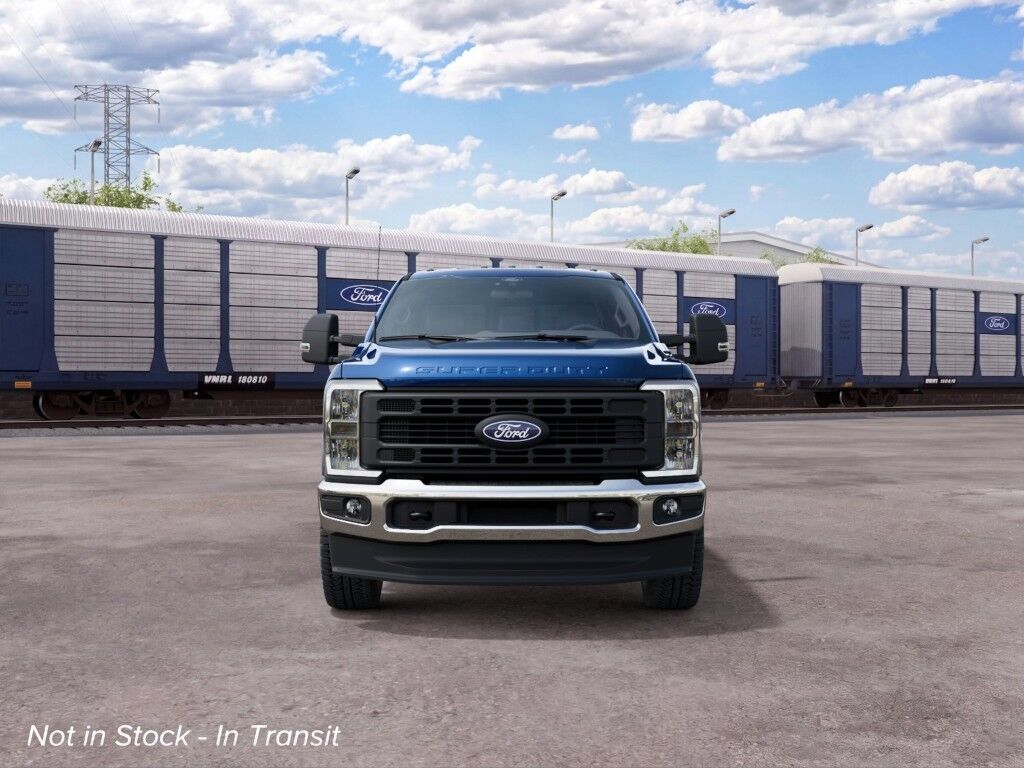 2027 Ford Super Duty F-350 SRW XL