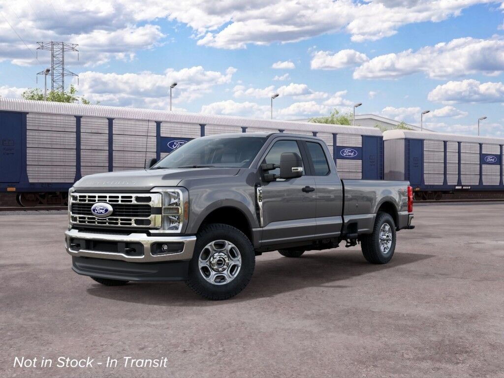 2027 Ford Super Duty F-350 SRW XL